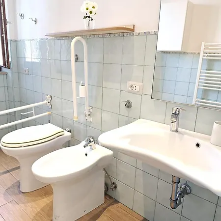 Appartement Matteotti132 *